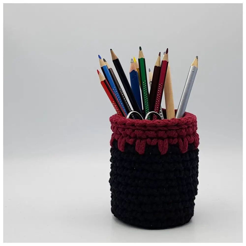 Pencil Holder Crochet Pattern using Double Crochet Stitch